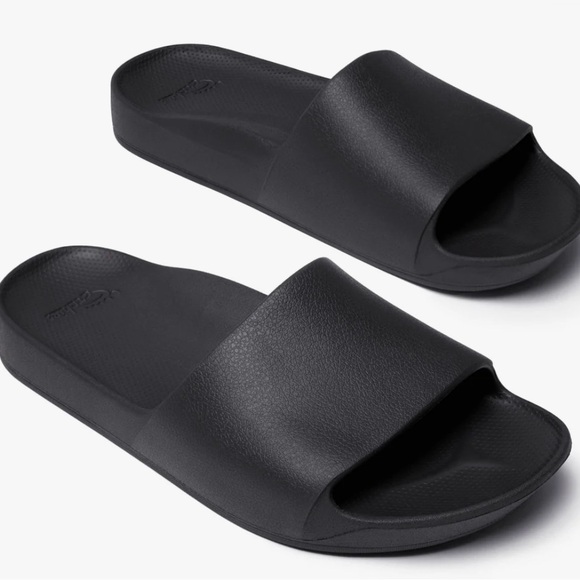 Archie’s Black Slides - Picture 2 of 7